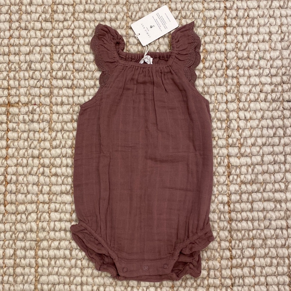 Jamie Kay romper in 2T